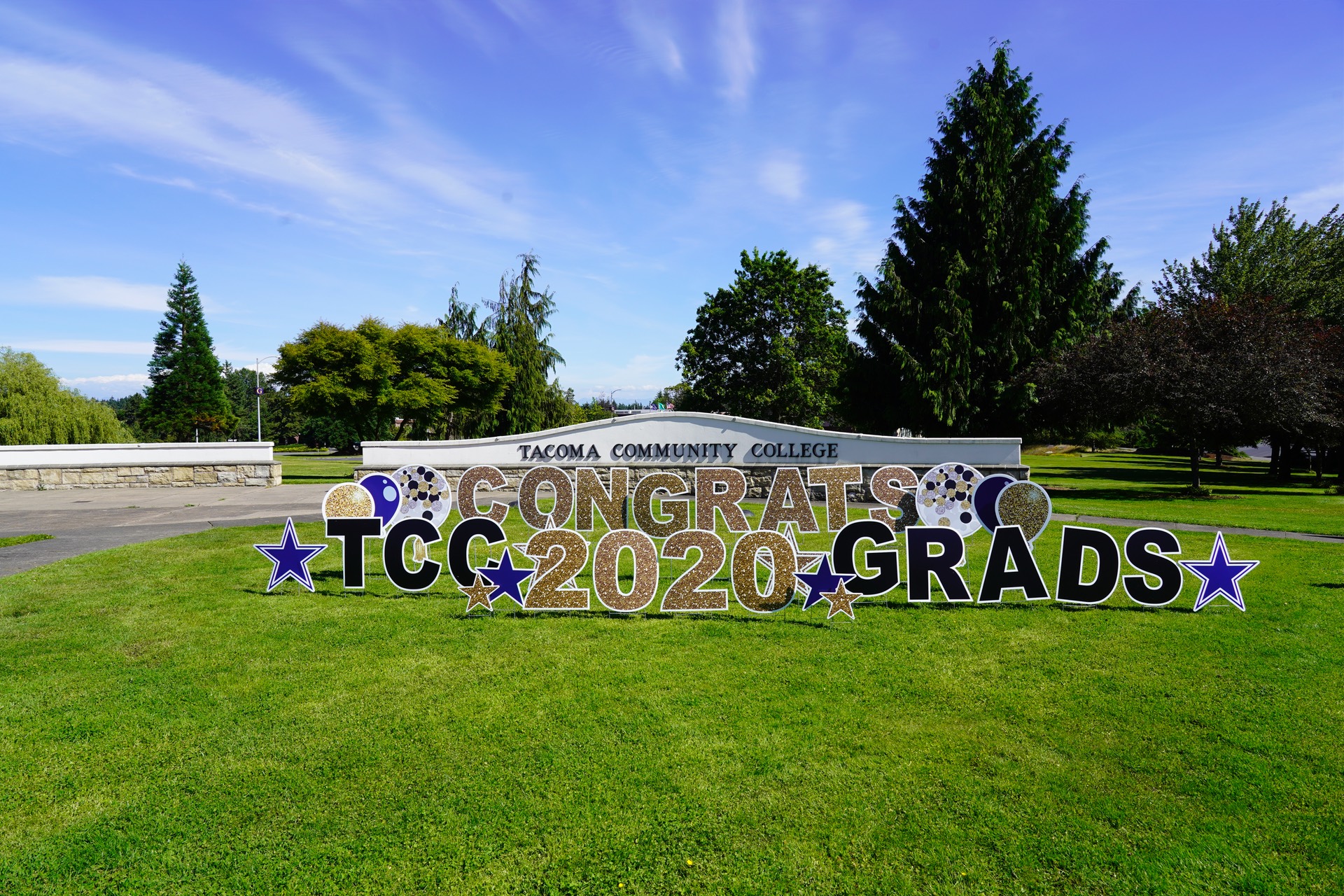 Congratulations to the Outstanding Students of 2020