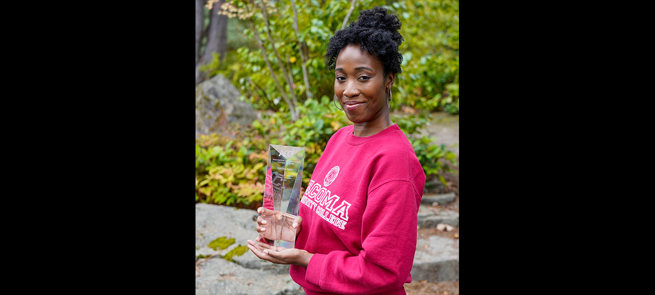 Latoya Reid Receives National Teaching Award 