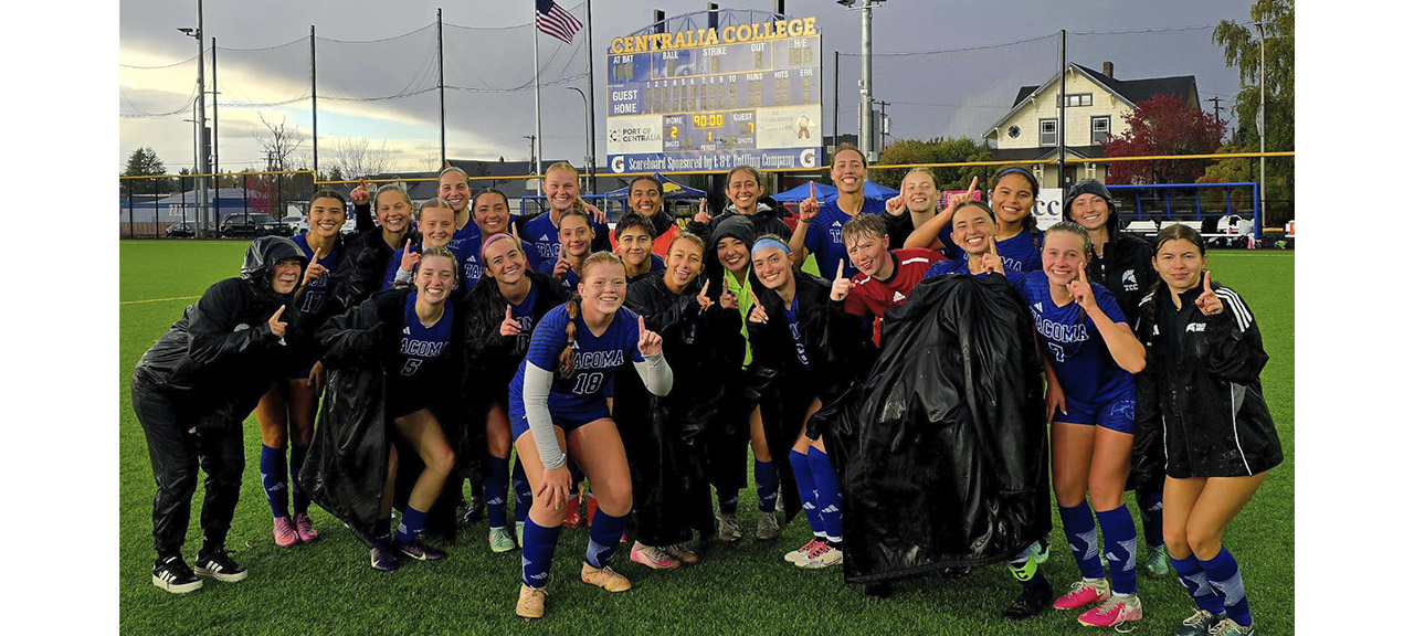 NWAC West Champion Titan Women's Soccer Team Heads to Championship